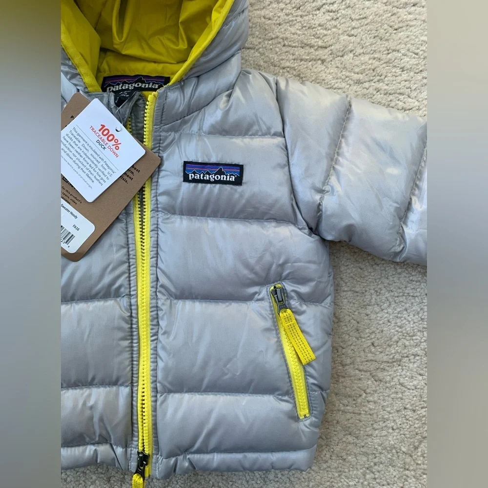 Patagonia NWT Size 3-6 Months Baby Hi-Loft Down Sweater Hoody Grey Puffer Coat